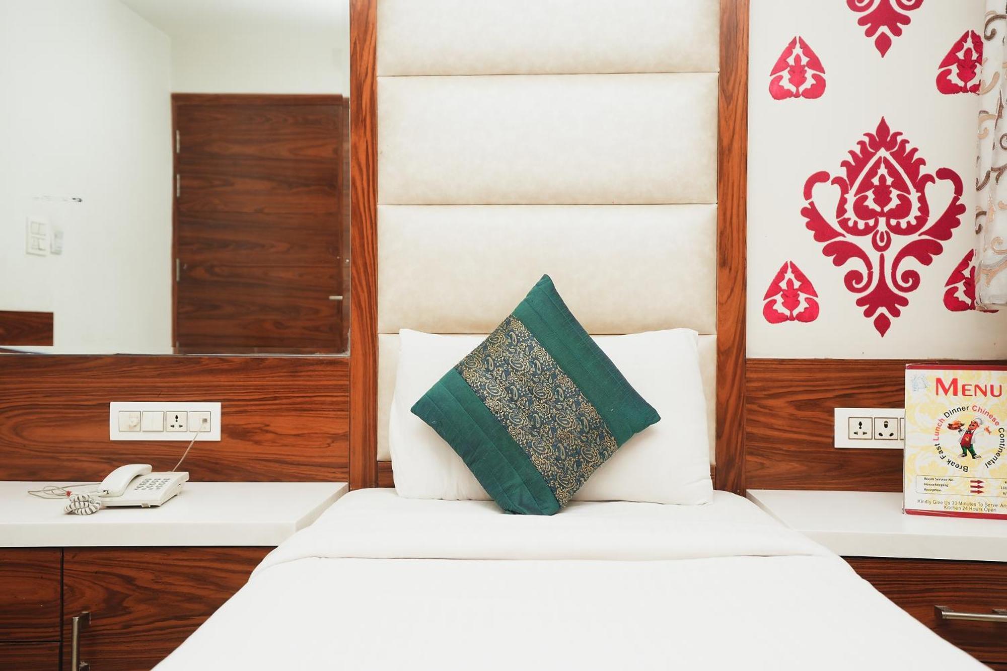 Hotel Kabir Palace Karol Bagh New Delhi Extérieur photo